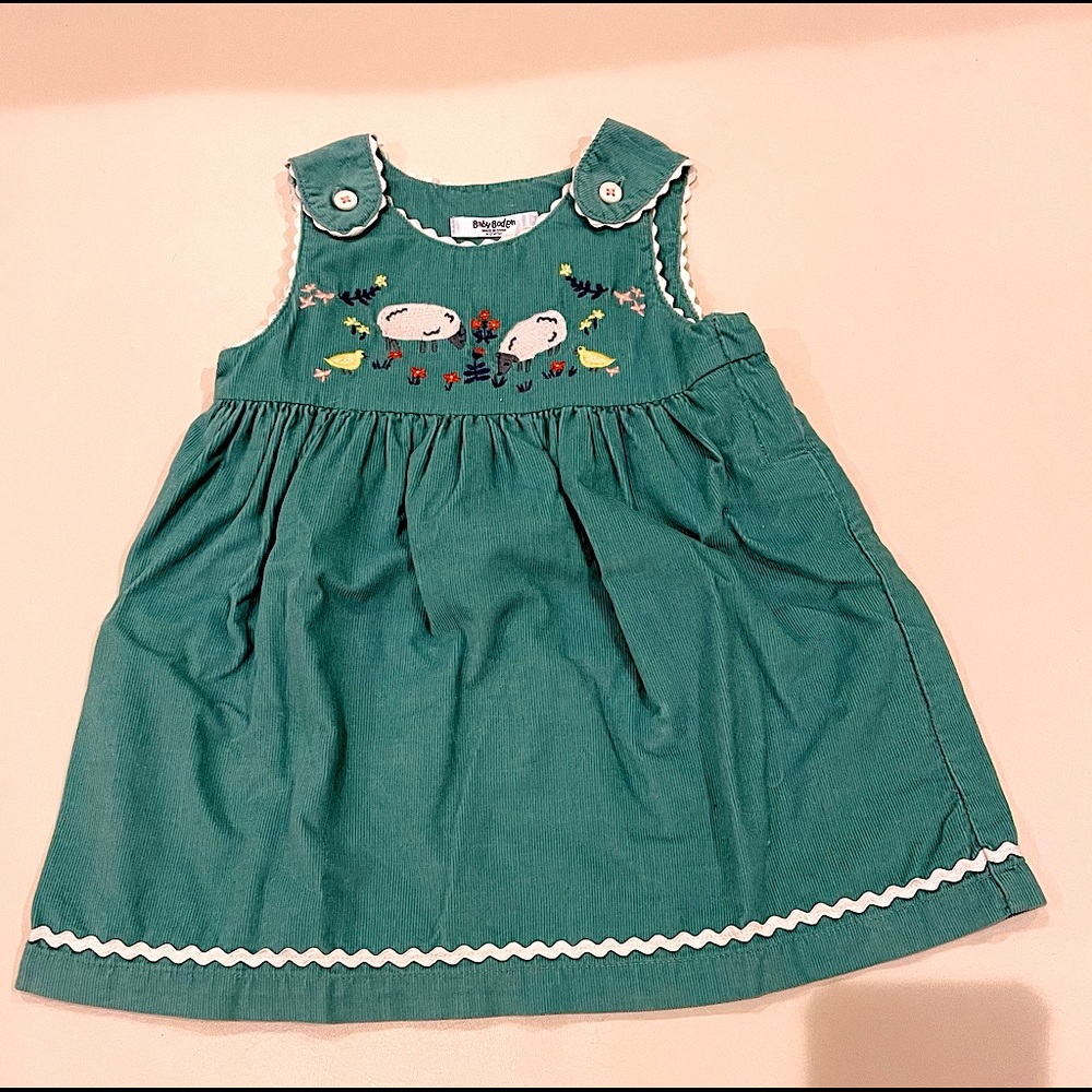 Baby Boden Dress. Like New, worn once. Smoke free, pet free home.